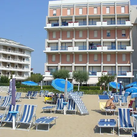 Condominio Penelope Piazza Torino Da Colla Lido di Jesolo